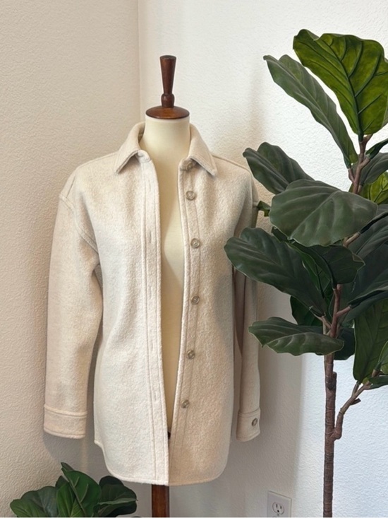 Aritzia Jackets & Blazers - Aritzia The Group Babaton Cream Teddy Jacket